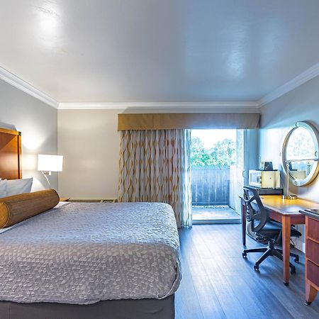 Aloha Inn Аройо Гранде Екстериор снимка