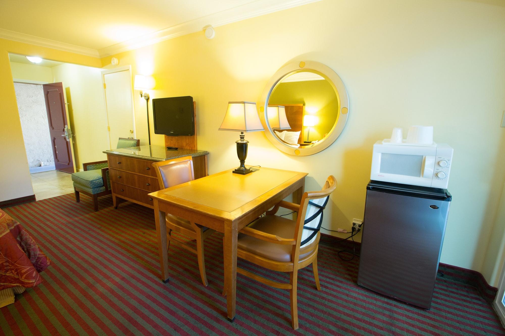 Aloha Inn Аройо Гранде Екстериор снимка