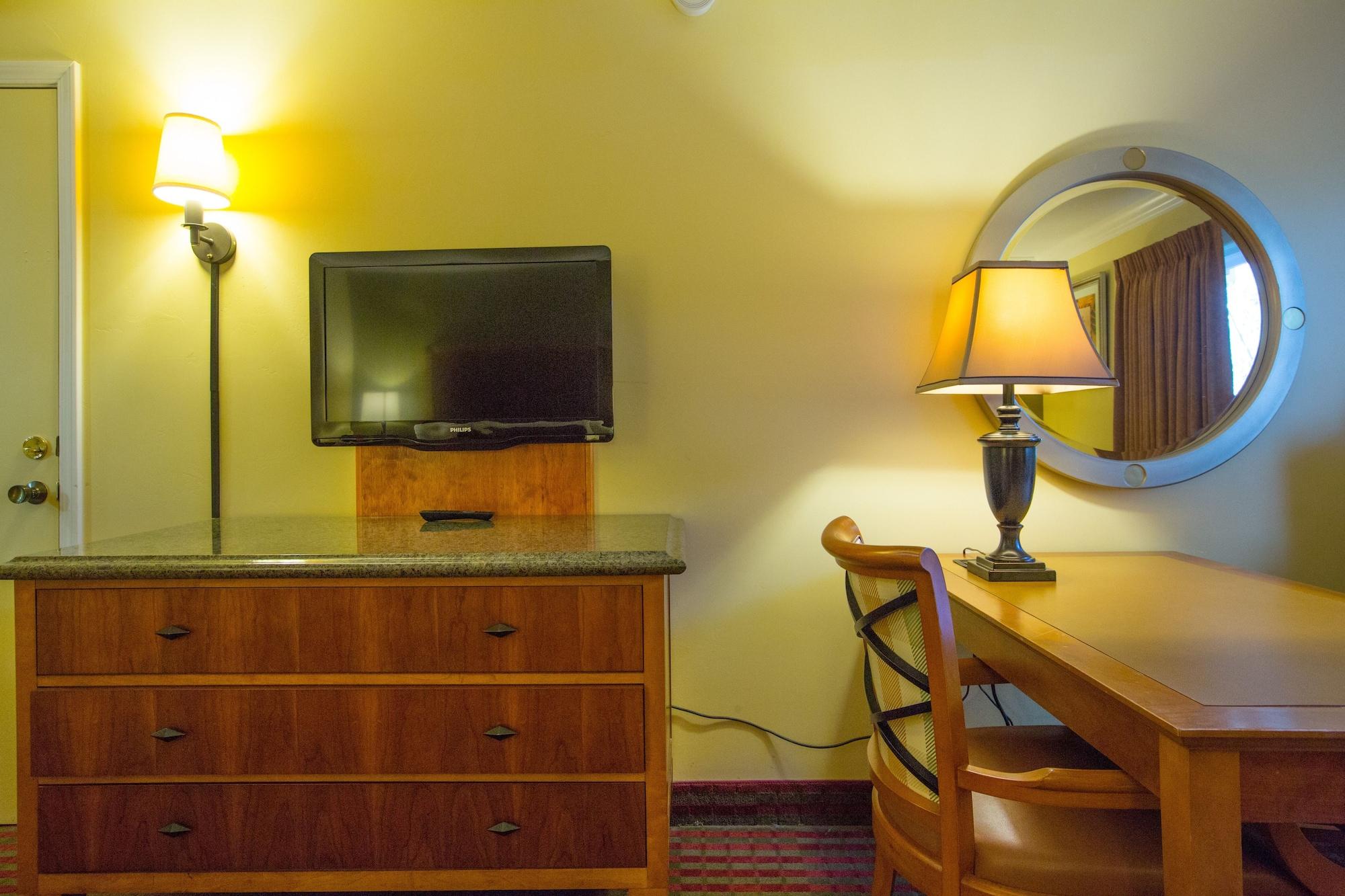 Aloha Inn Аройо Гранде Екстериор снимка