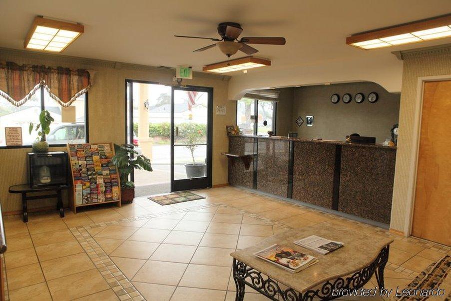 Aloha Inn Аройо Гранде Интериор снимка