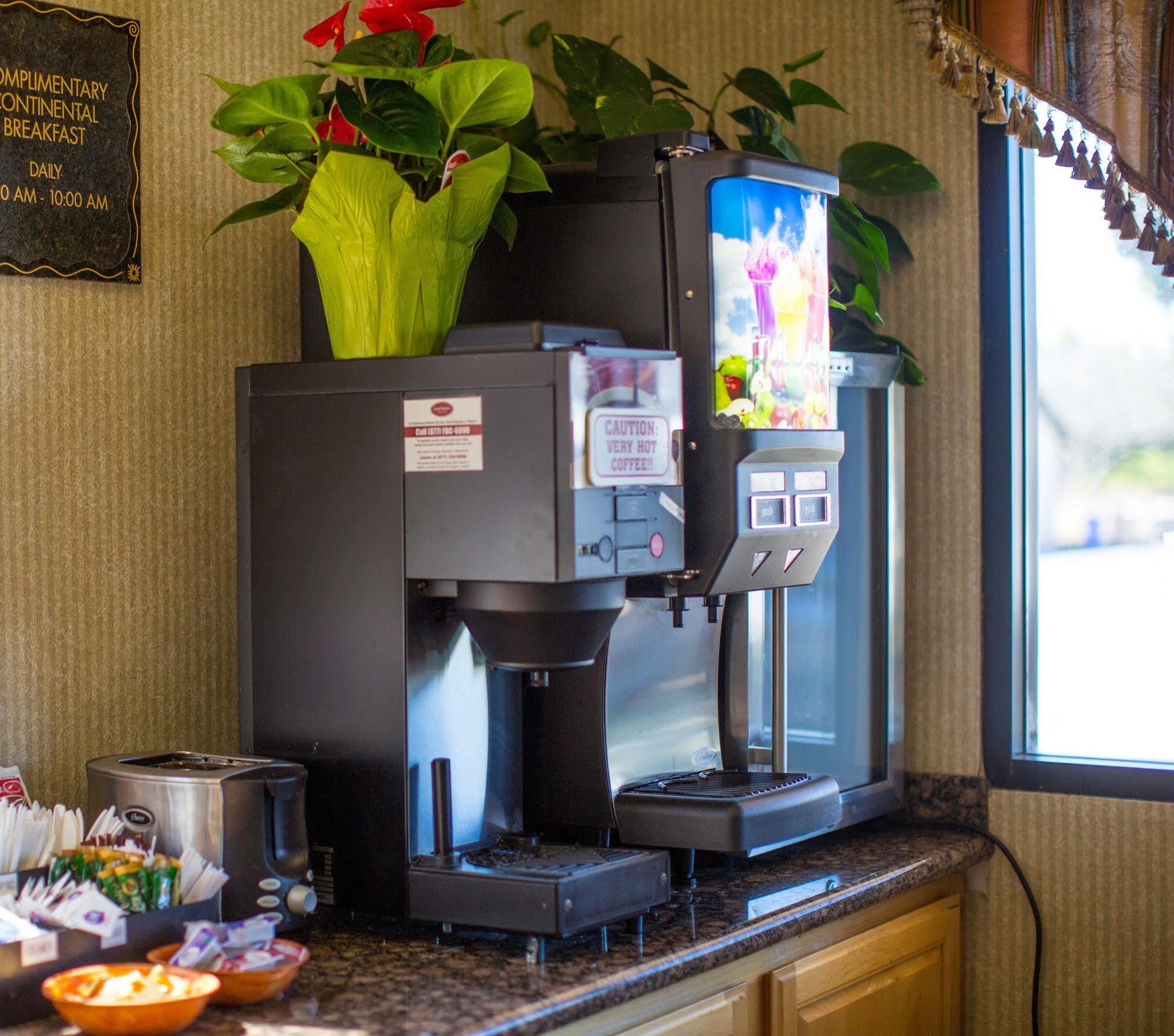 Aloha Inn Аройо Гранде Екстериор снимка